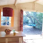 La Del Alcornoque بيت للعطل